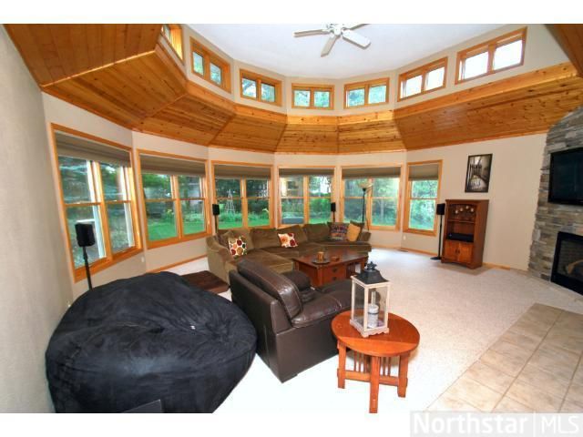 1766 Brighton Trl, Woodbury, MN 55125
