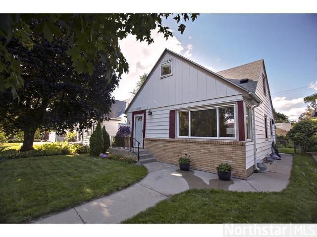 2171 Pinehurst Ave, Saint Paul, MN 55116