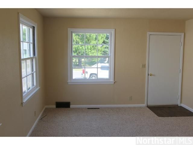 1318 S 8th St, Brainerd, MN 56401