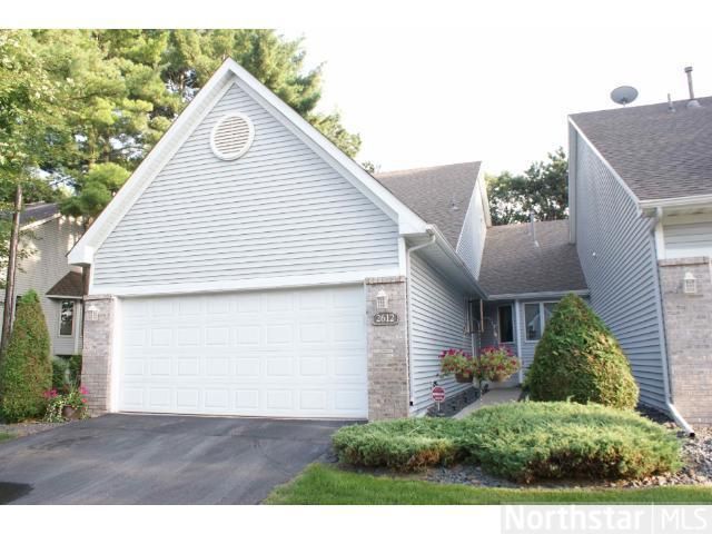 2612 Rivers Bluff Ln, Anoka, MN 55303