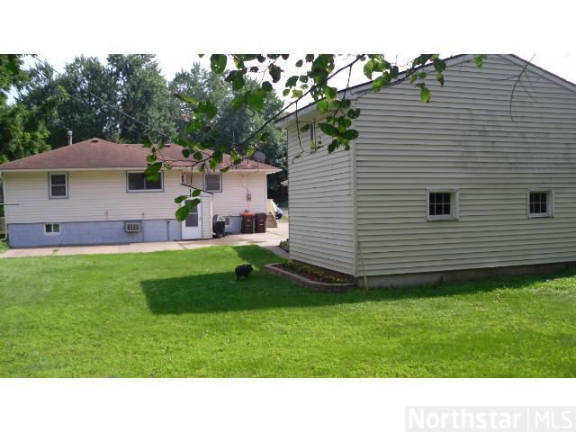 710 11th St W, Hastings, MN 55033