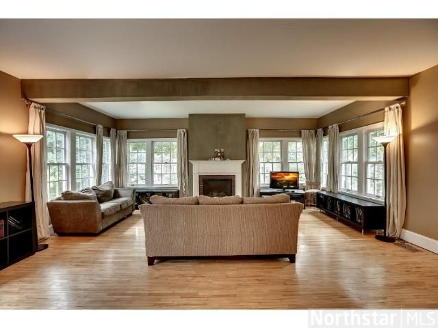 5736 Lynwood Blvd, Mound, MN 55364