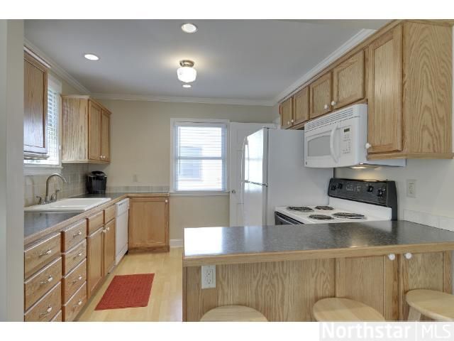 3221 Edgewood Ave S, Saint Louis Park, MN 55426