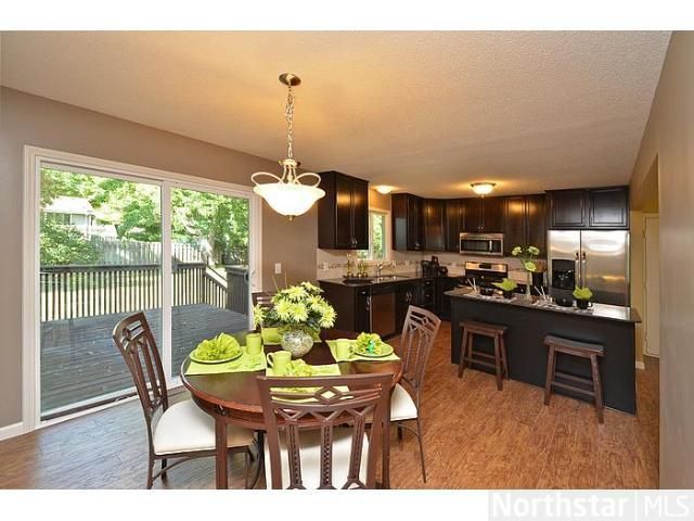 9747 Union Terrace Ln N, Maple Grove, MN 55369