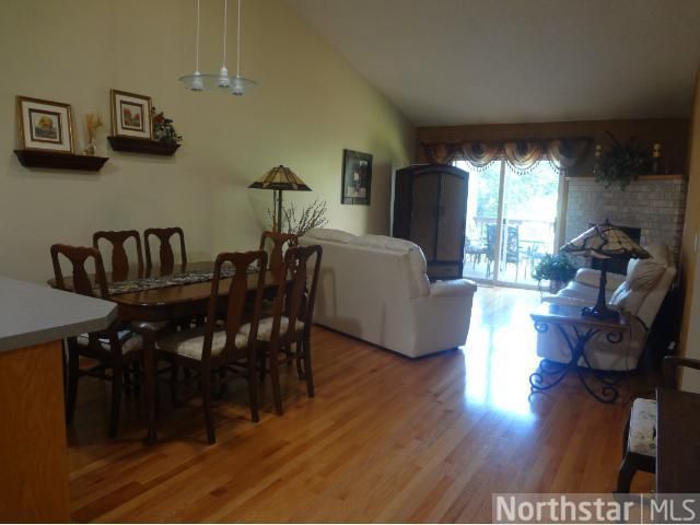 735 86th Ln NW, Coon Rapids, MN 55433