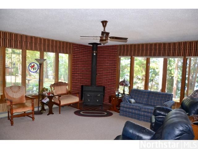 35752 Hoffman Beach Dr, Hillman, MN 56338