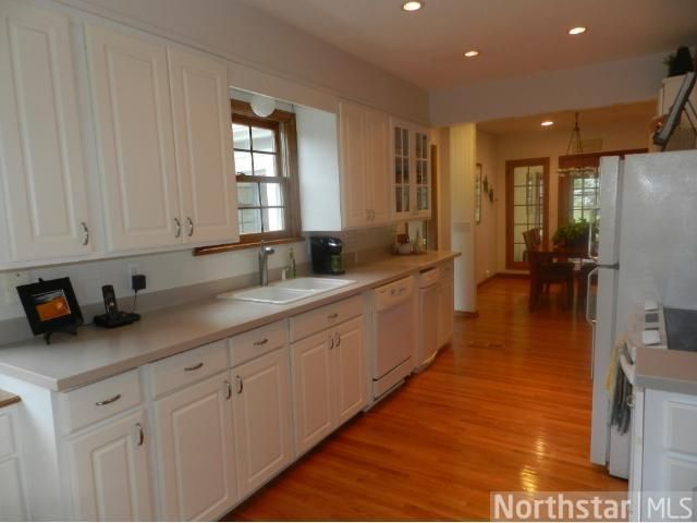 1300 Oakwood Dr, Anoka, MN 55303