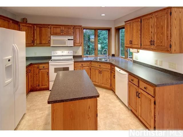 15659 Omega Trl SE, Prior Lake, MN 55372