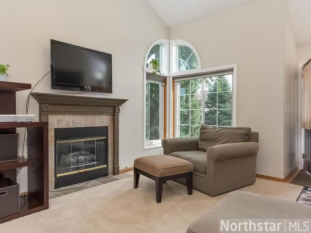 5554 E Fillmore Cir NE, Fridley, MN 55432
