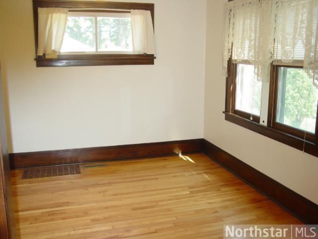 1673 Iglehart Ave, Saint Paul, MN 55104