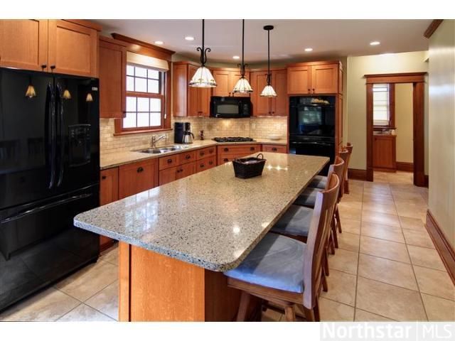 2836 Irving Ave S, Minneapolis, MN 55408