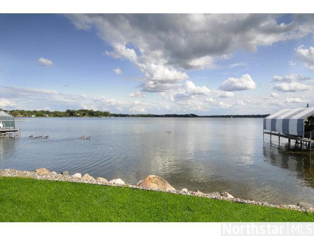 346 Ferndale Rd S, Wayzata, MN 55391