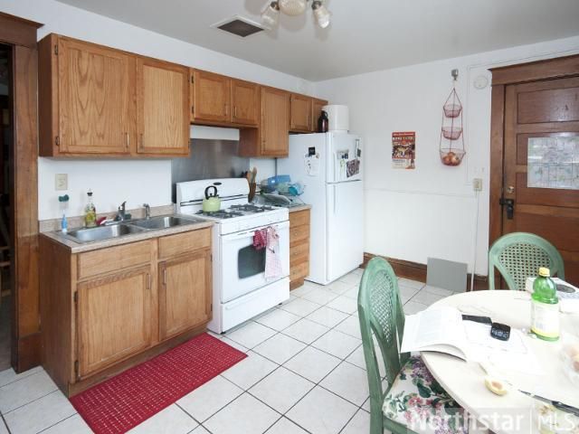 3329 Cedar Ave S, Minneapolis, MN 55407