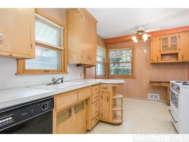 6040 Park Ave, Minneapolis, MN 55417