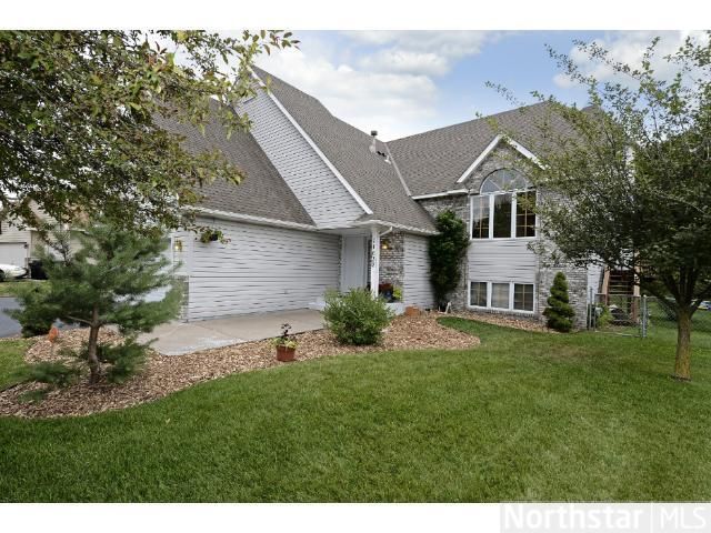 11632 Cottonwood St NW, Coon Rapids, MN 55448