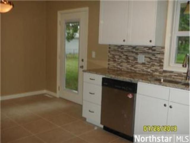 3007 Ohenry Rd, Brooklyn Center, MN 55429