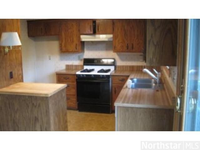 5502 Feather Ct, White Bear Lake, MN 55110