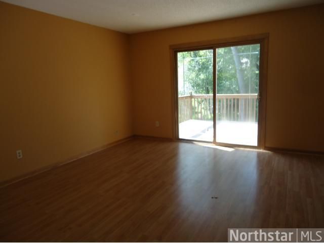 1626 Roundhouse Cir, Shakopee, MN 55379
