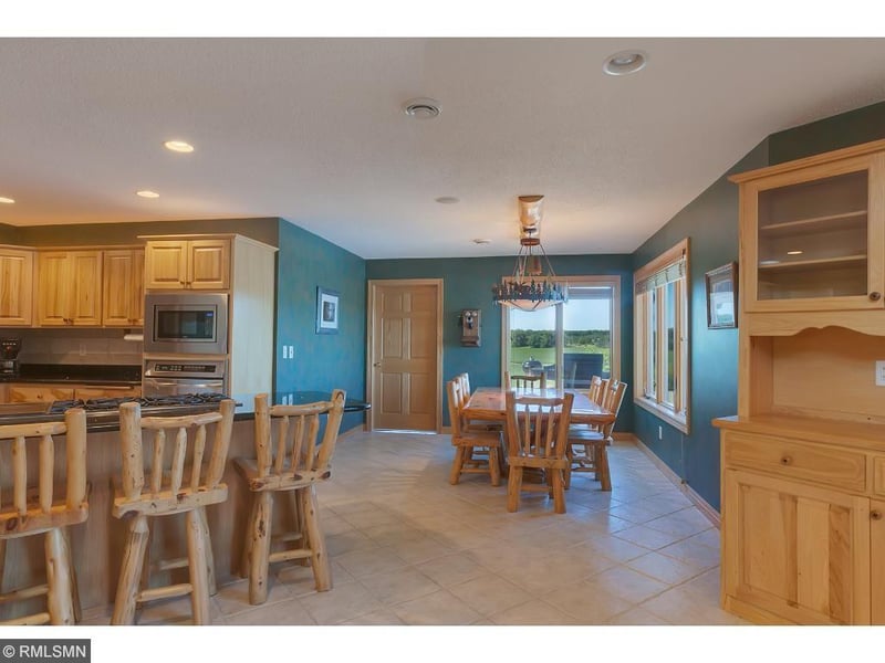 1915 52nd St SE, Saint Cloud, MN 56304