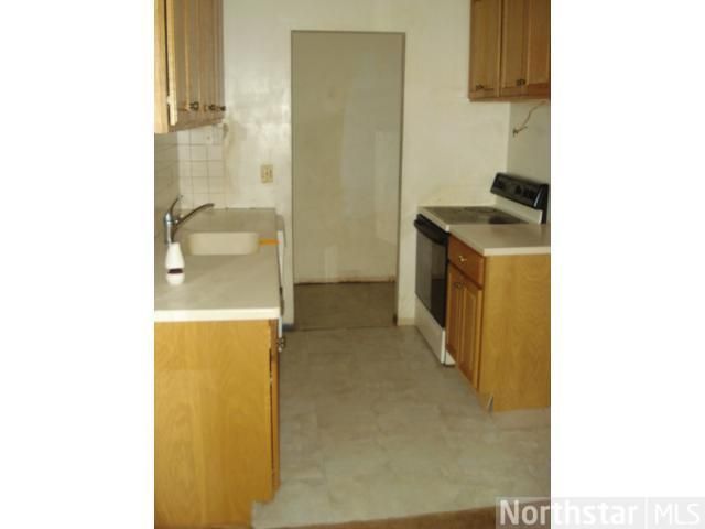 3461 Kent St #1212, Roseville, MN 55126