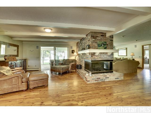 9050 Parley Lake Rd, Waconia, MN 55387