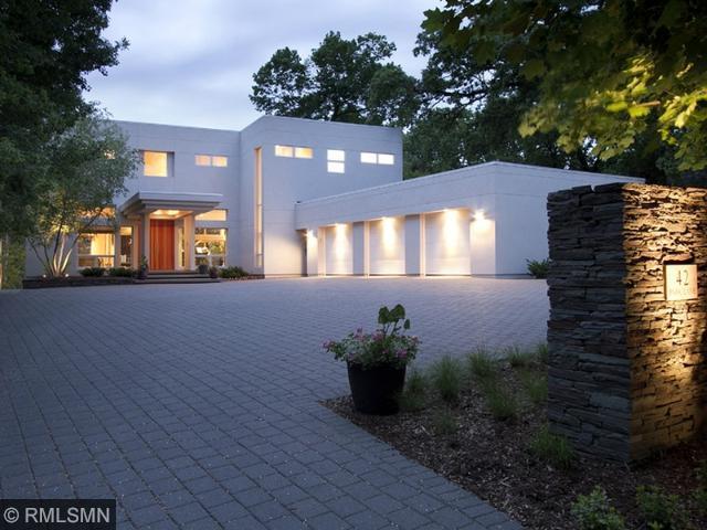 42 Park Ln, Minneapolis, MN 55416
