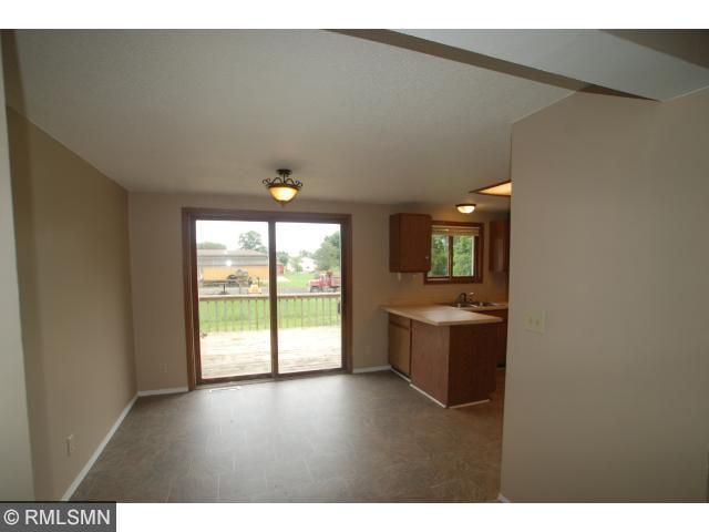 1965 Robin Ln S, Centerville, MN 55038