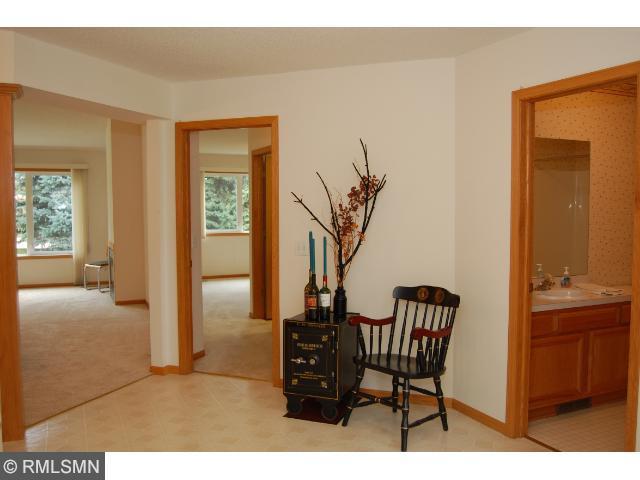 831 Monet Ct, Eagan, MN 55120