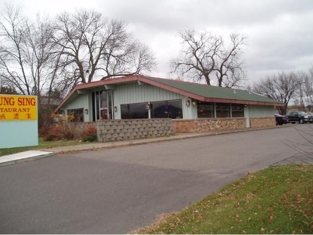 1098 W Broadway Ave, Forest Lake, MN 55025