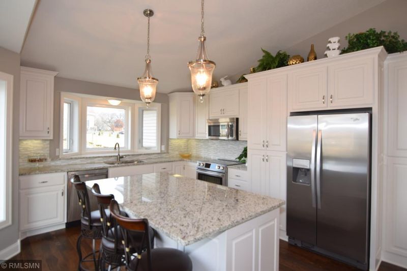 8710 Ghia St, Circle Pines, MN 55014