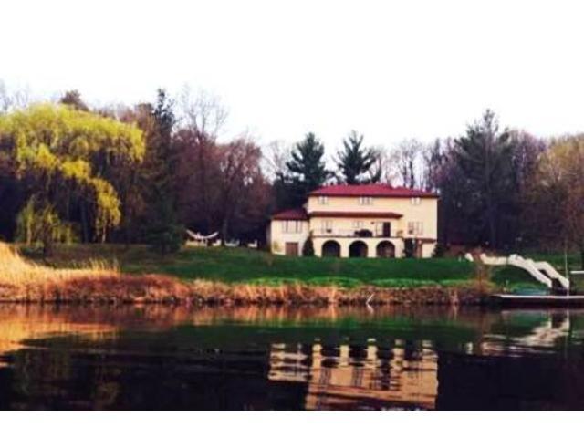 7221 South Shore, Altoona, WI 54720