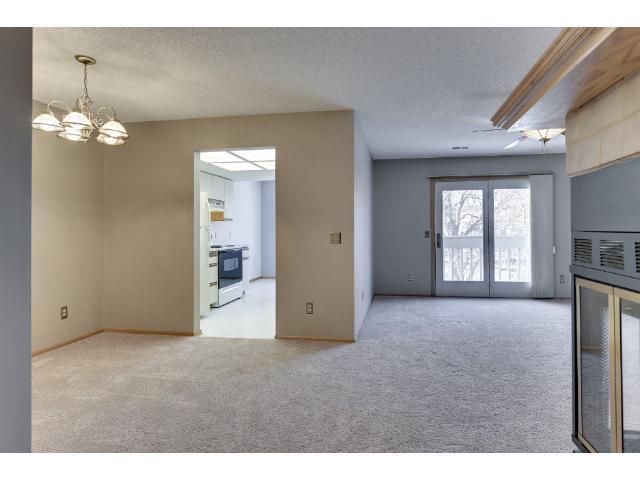 18504 Creeks Bend Dr, Minnetonka, MN 55345
