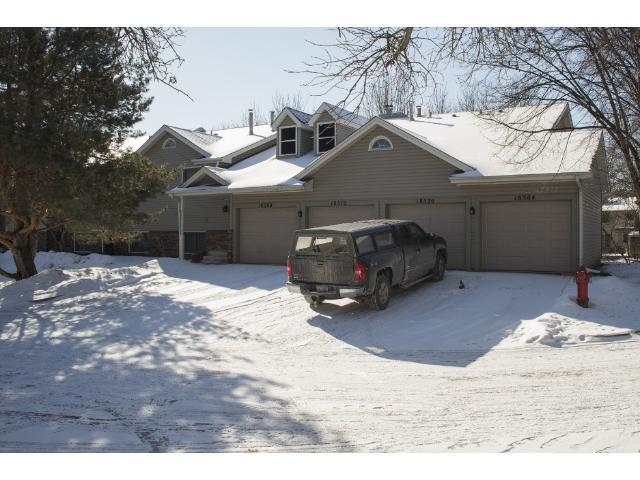 18504 Creeks Bend Dr, Minnetonka, MN 55345