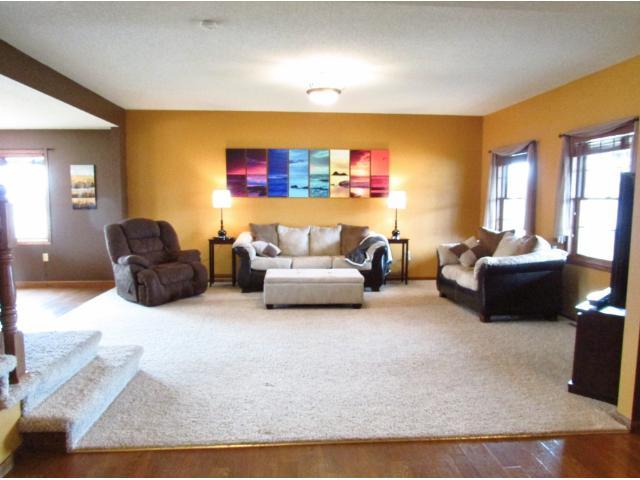 360 Circle Dr, New Munich, MN 56356