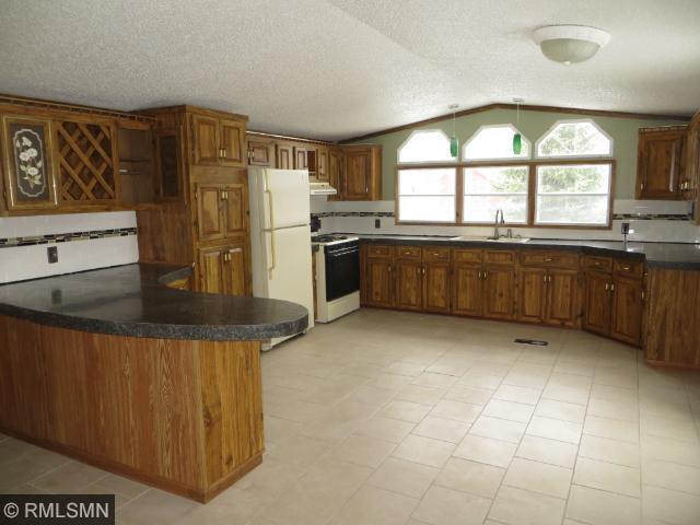 127 N 3rd St N, Henderson, MN 56044