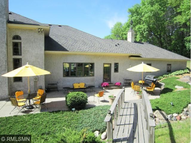 12 Sunfish Ln, Sunfish Lake, MN 55118