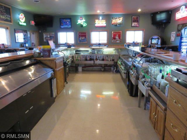 9856 50th St W, Veseli, MN 55046