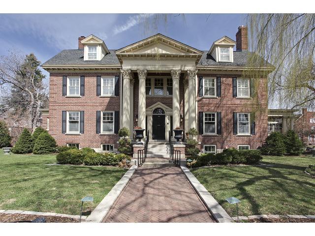 1004 Summit Ave, Minneapolis, MN 55403
