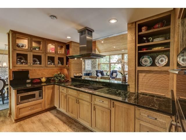 220 Lake St W, Excelsior, MN 55331