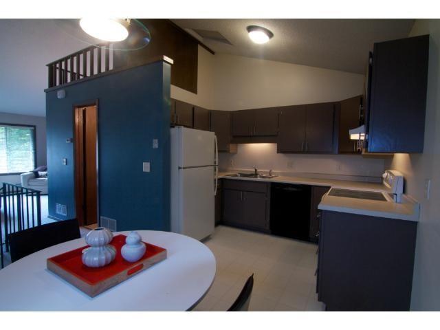 2321 Territorial Rd, Saint Paul, MN 55114