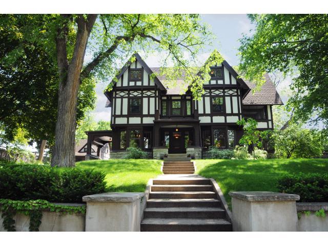 1925 Penn Ave S, Minneapolis, MN 55405