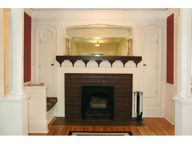 1925 Penn Ave S, Minneapolis, MN 55405