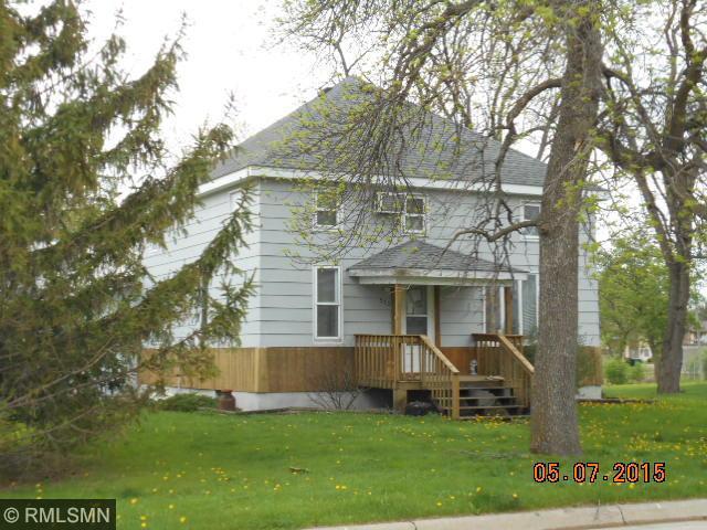 510 Grove St, Minnesota Lake, MN 56068