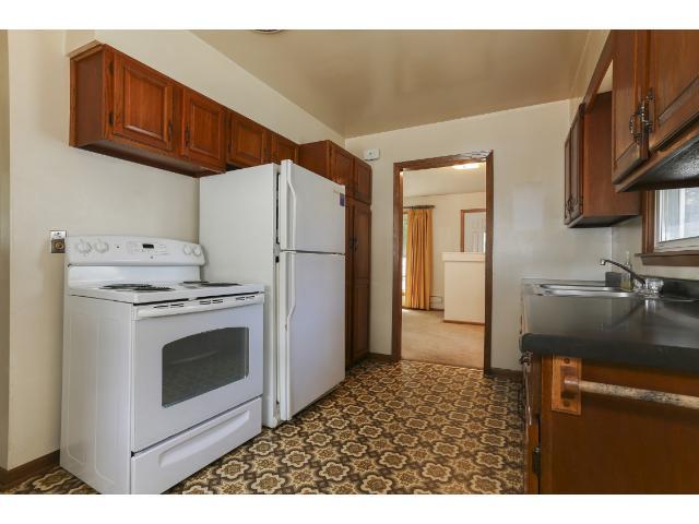 432 3rd Ave NE, Osseo, MN 55369