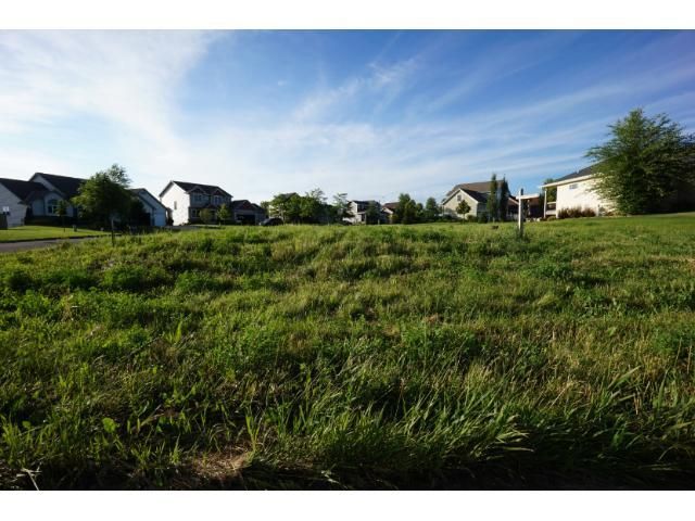1101 Superior Dr, Northfield, MN 55057