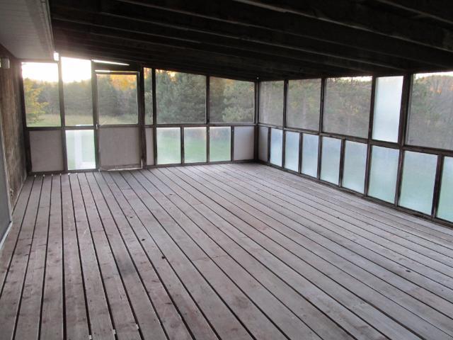 W8949 Porcupine Rd, Arkansaw, WI 54721