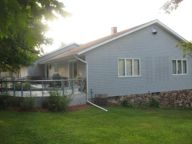W8949 Porcupine Rd, Arkansaw, WI 54721