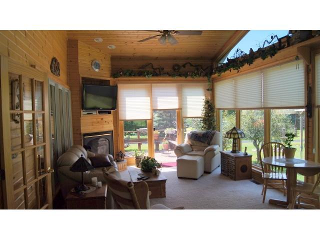 N2106 385th St, Maiden Rock, WI 54750