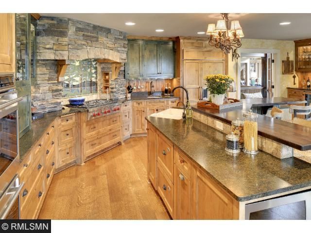 4355 Bayside Rd, Maple Plain, MN 55359
