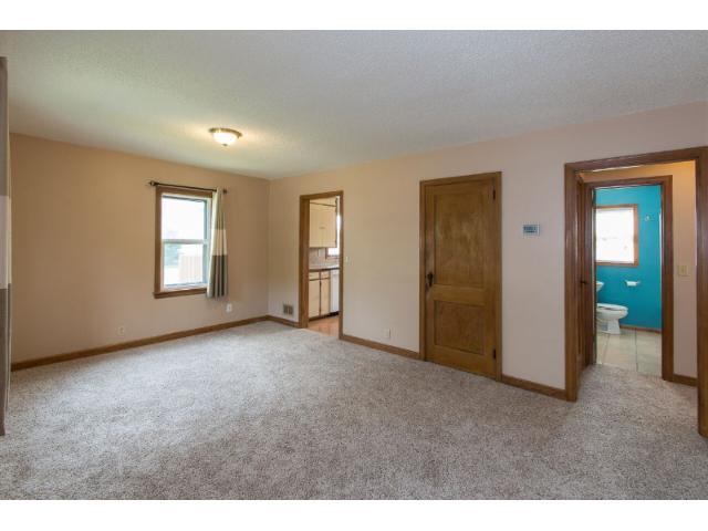 133 SE 3rd Ave, Osseo, MN 55369